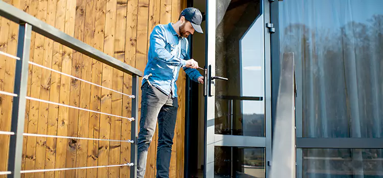 Patio Screen Door Installation Mukilteo